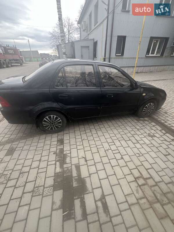Хэтчбек Geely MR 2009 в Деражне