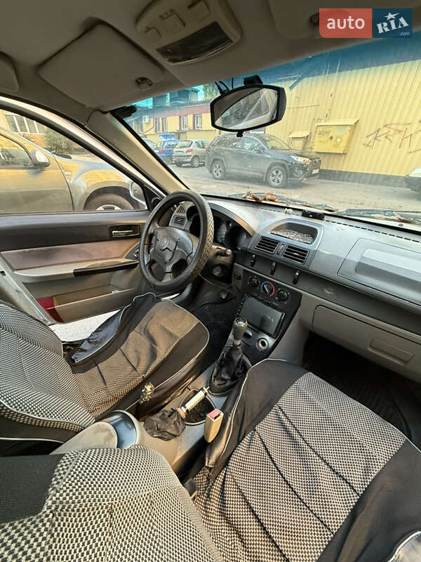 Хэтчбек Geely MR 2008 в Харькове