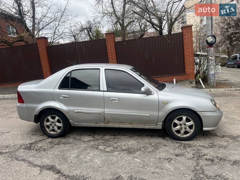 Хэтчбек Geely MR 2008 в Киеве