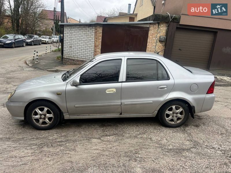 Хэтчбек Geely MR 2008 в Киеве