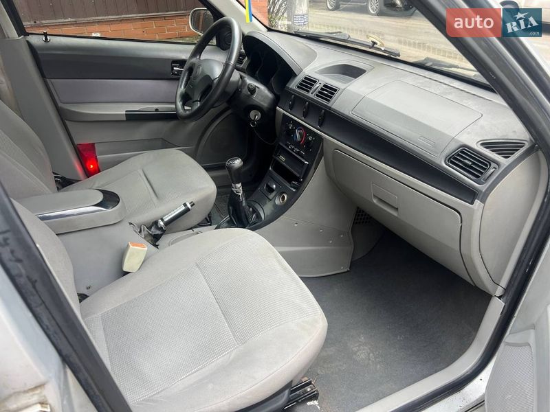 Хэтчбек Geely MR 2008 в Киеве