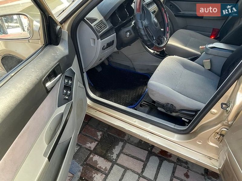 Хетчбек Geely MR 2008 в Києві