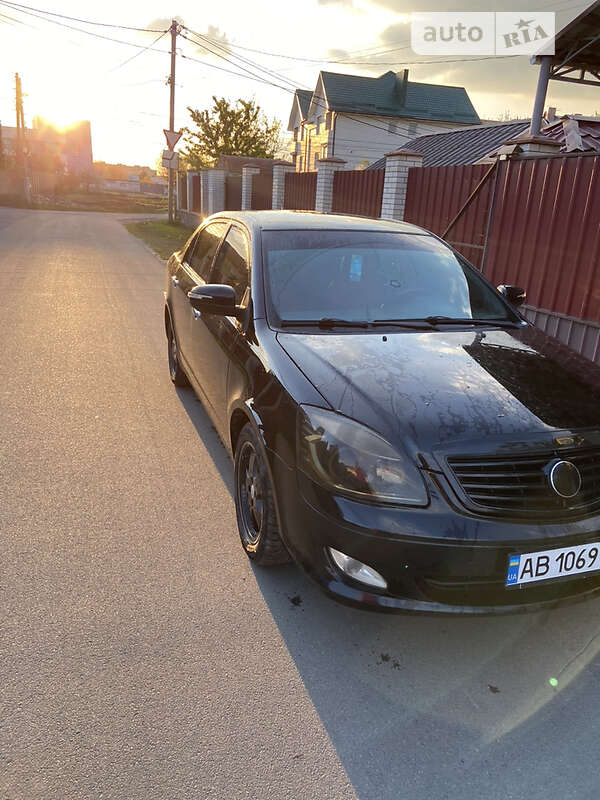 Седан Geely SL