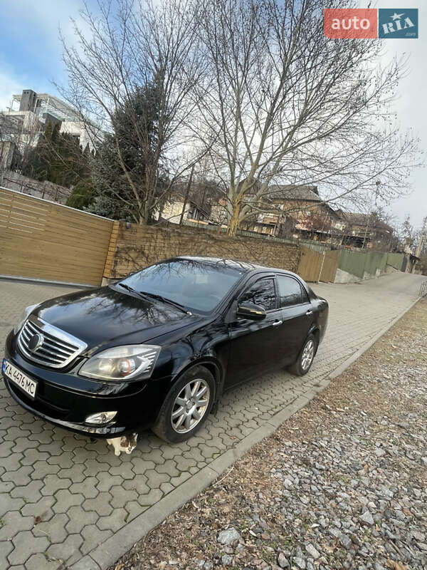 Geely SL