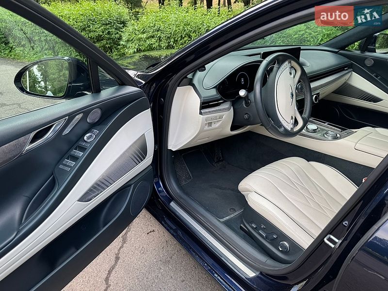Седан Genesis G80 2022 в Киеве