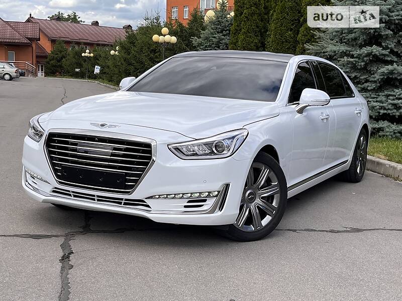 Genesis G90