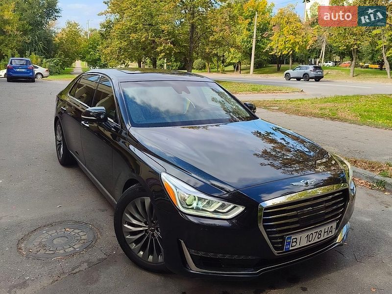 Седан Genesis G90