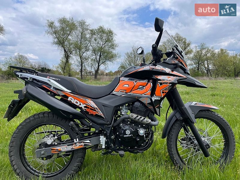 Мотоцикл Туризм Geon ADX