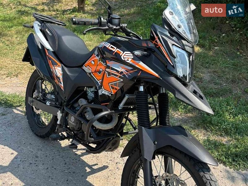 Мотоцикл Кросс Geon ADX