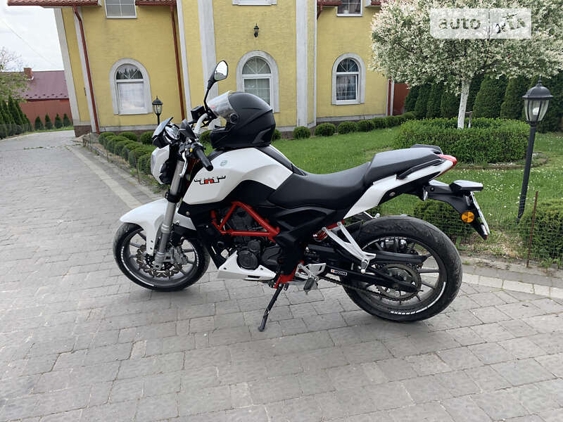 Мотоцикл Багатоцільовий (All-round) Geon Benelli TNT250