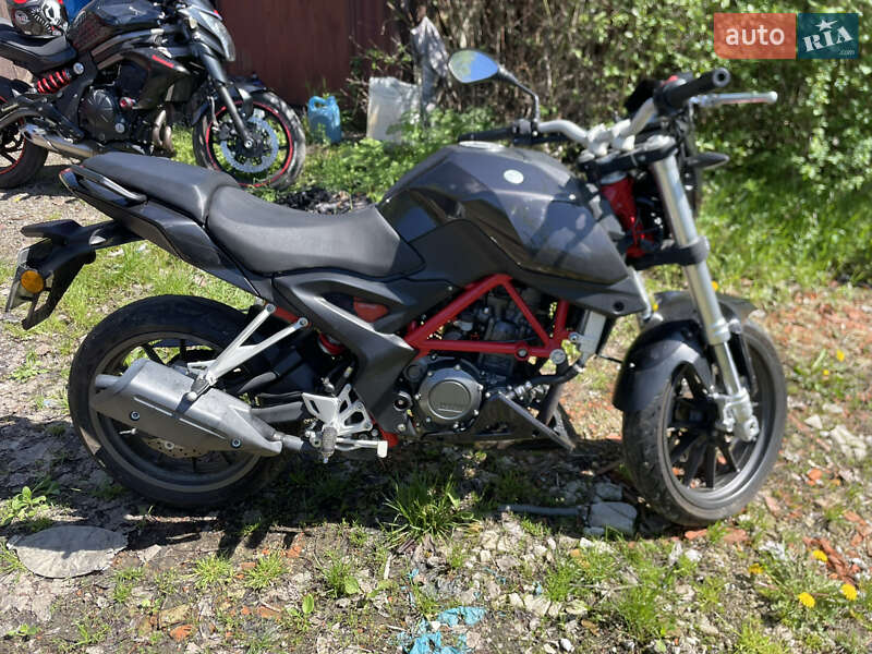 Мотоцикл Без обтікачів (Naked bike) Geon Benelli TNT250