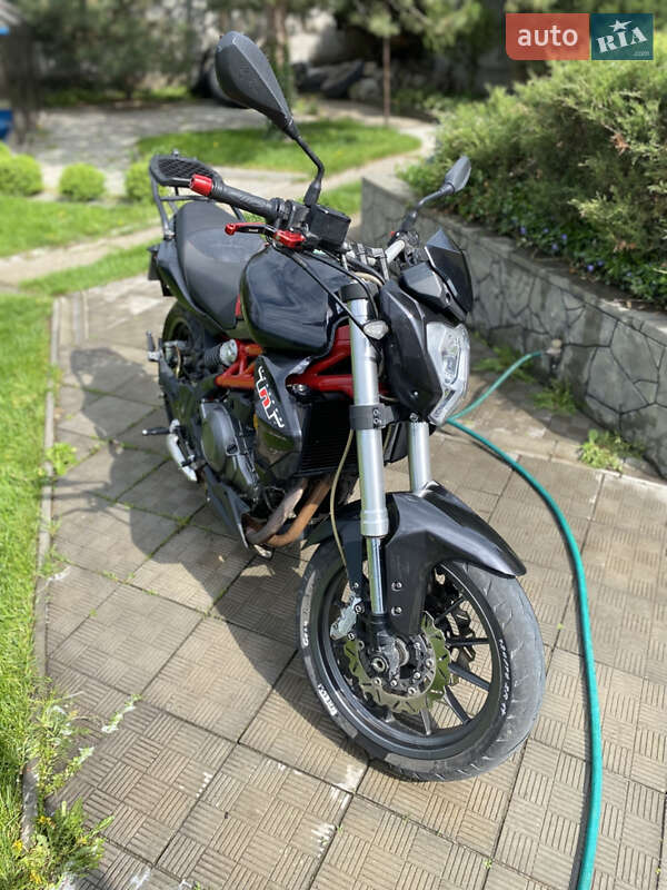 Мото Geon Benelli TNT300