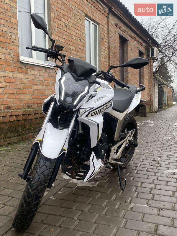 Мотоцикл Классик Geon CR6 S