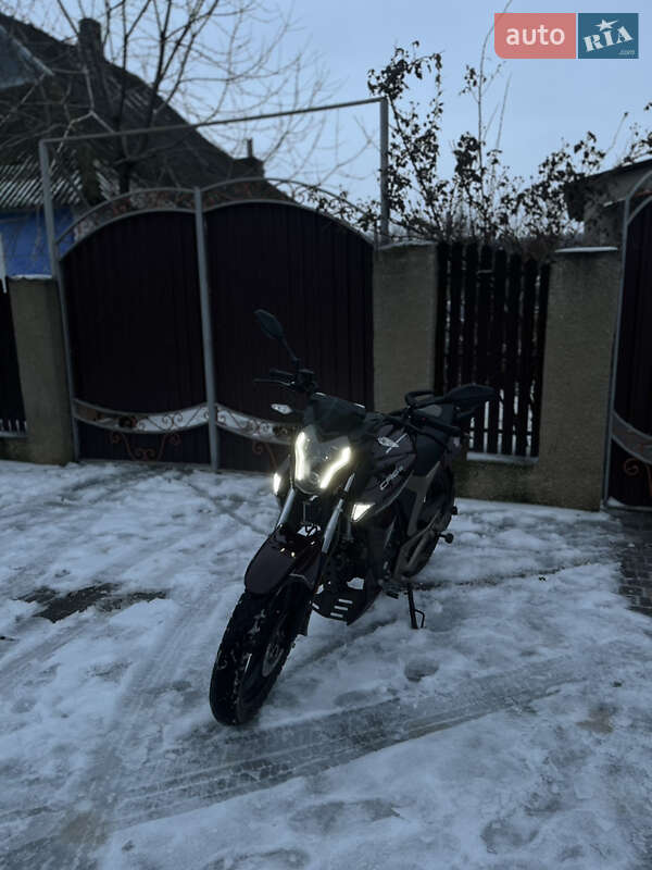 Мотоцикл Без обтекателей (Naked bike) Geon CR6 S