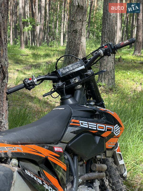Мотоцикл Кросс Geon Dakar GNS 300R