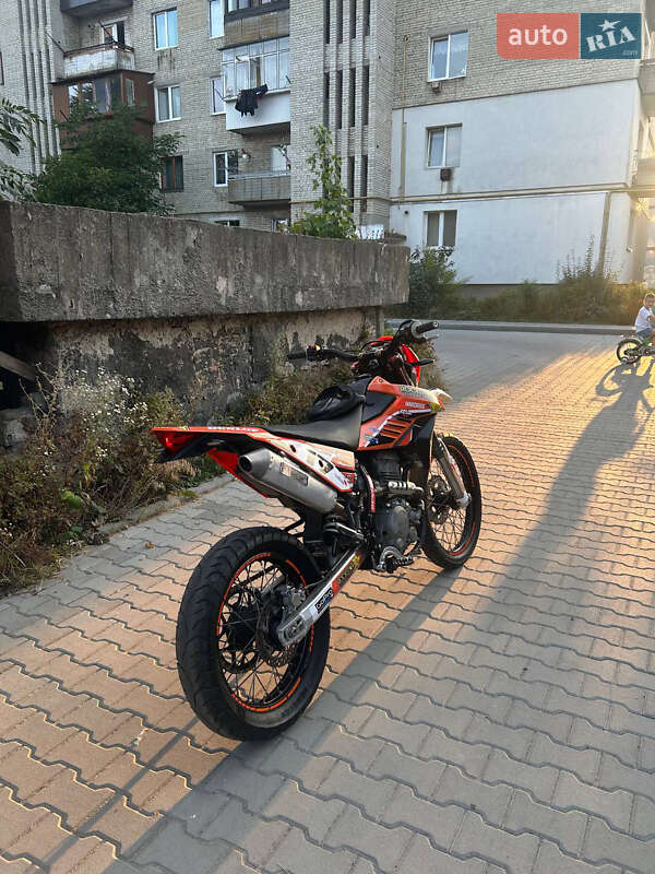Мотоцикл Багатоцільовий (All-round) Geon Dakar