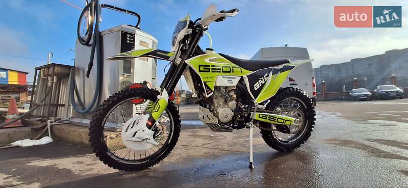 Мото Geon GNC 300 YGS