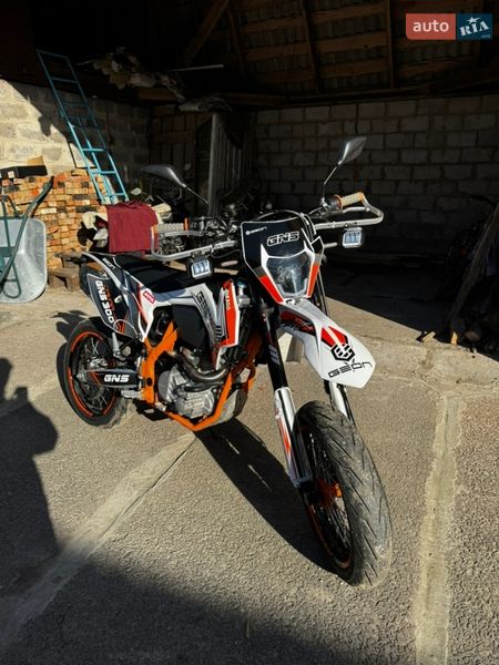 Мотоцикл Супермото (Motard) Geon GNS 300 NB Motard