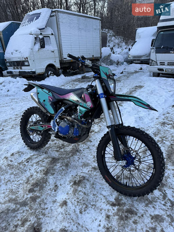 Мото Geon GNX 300 EFI