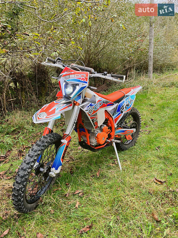 Мотоцикл Кросс Geon GNX 300 NB Enduro