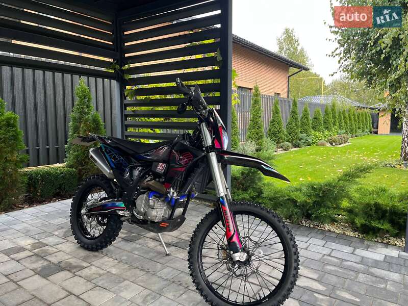 Мотоцикл Кросс Geon GNX 300 NB Enduro
