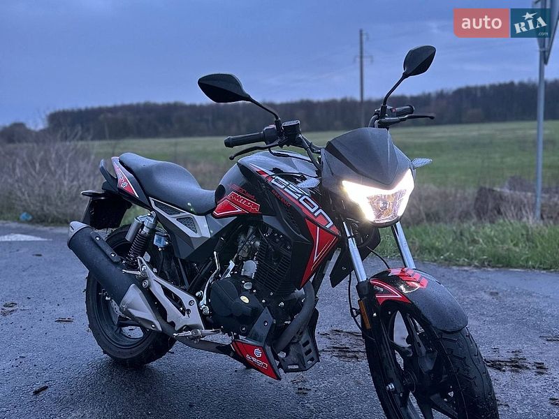 Мотоцикл Без обтекателей (Naked bike) Geon Pantera