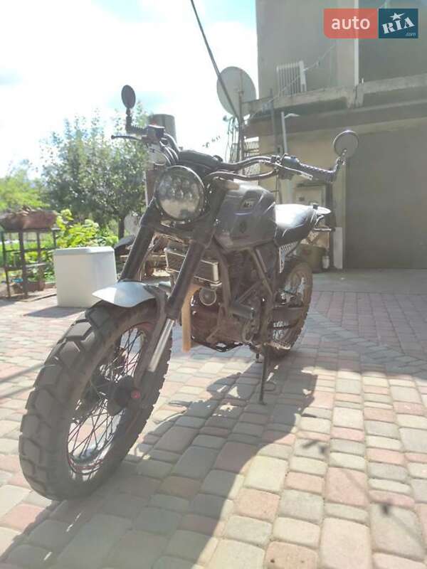 Мотоцикл Без обтекателей (Naked bike) Geon Scrambler