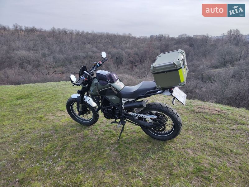 Мотоцикл Спорт-туризм Geon Scrambler