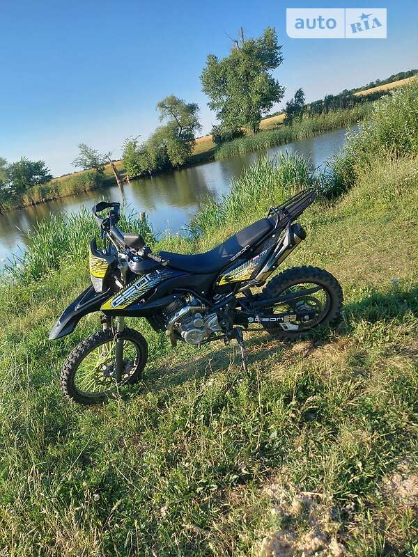 Мотоцикл Внедорожный (Enduro) Geon Terra-X 250 Road