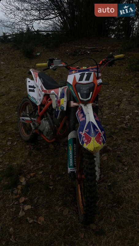 Мотоцикл Кросс Geon Terra-X 250