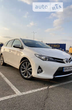 Цены Toyota Auris Гибрид (HEV)