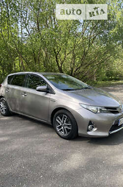 Цены Toyota Auris Гибрид (HEV)