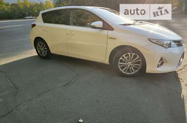 Цены Toyota Auris Гибрид (HEV)