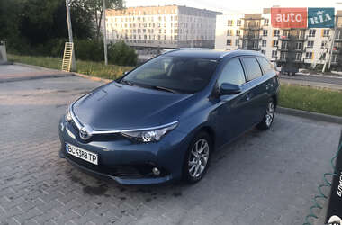 Цены Toyota Auris Гибрид (HEV)