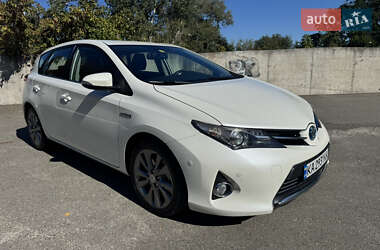 Ціни Toyota Auris Гібрид (HEV)
