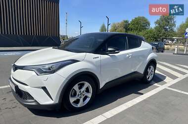 Ціни Toyota C-HR Гібрид (HEV)