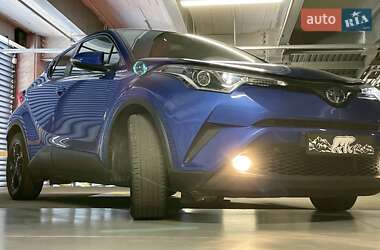 Ціни Toyota C-HR Гібрид (HEV)