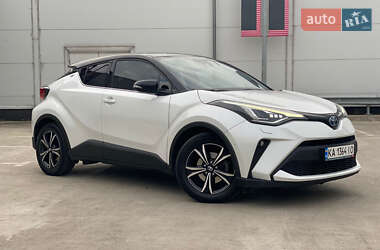 Ціни Toyota C-HR Гібрид (HEV)