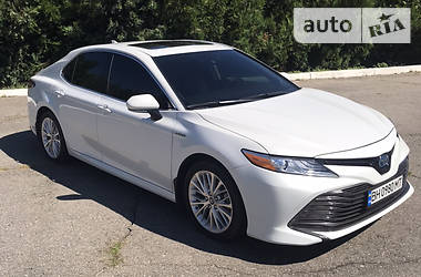 Цены Toyota Camry Гибрид (HEV)