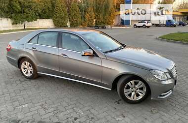 Ціни Mercedes-Benz E-Class Гібрид (HEV)