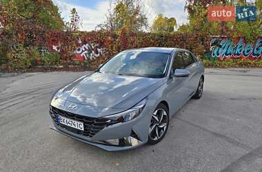 Ціни Hyundai Elantra Гібрид (HEV)