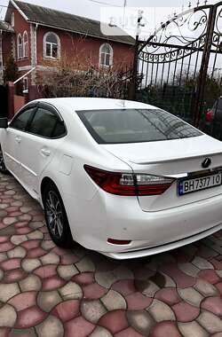 Цены Lexus ES Гибрид (HEV)