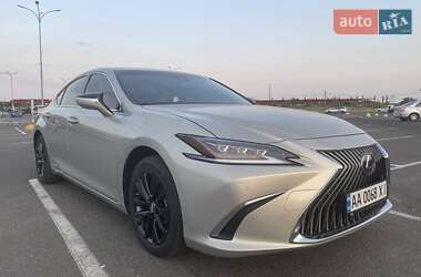 Ціни Lexus ES Гібрид (HEV)