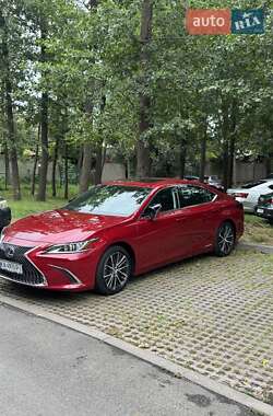 Ціни Lexus ES Гібрид (HEV)