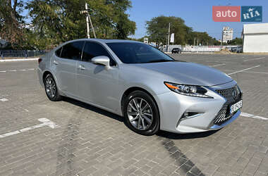 Ціни Lexus ES Гібрид (HEV)