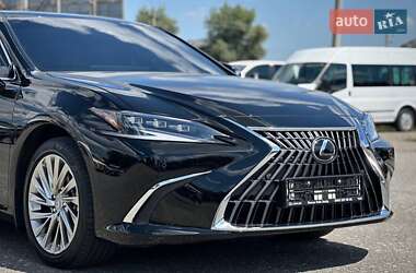 Ціни Lexus ES Гібрид (HEV)