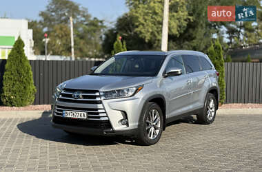 Ціни Toyota Highlander Гібрид (HEV)