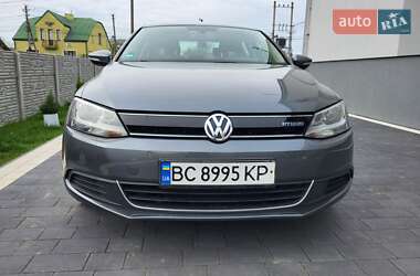 Цены Volkswagen Jetta Гибрид (HEV)