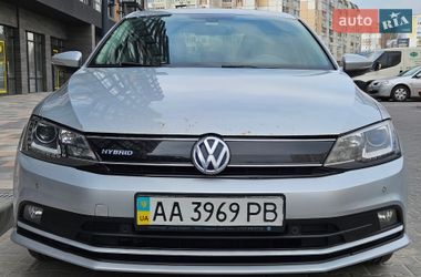 Цены Volkswagen Jetta Гибрид (HEV)