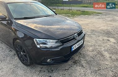 Цены Volkswagen Jetta Гибрид (HEV)